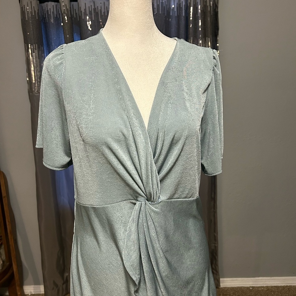 Elegant Women's Knot Front Blouse - Light Blue
